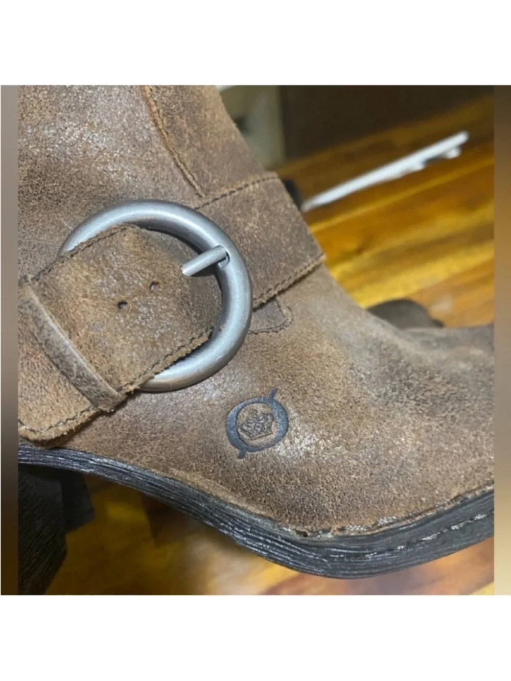 NWT Brown Born genuine beautiful Leather Knee-High Boots.